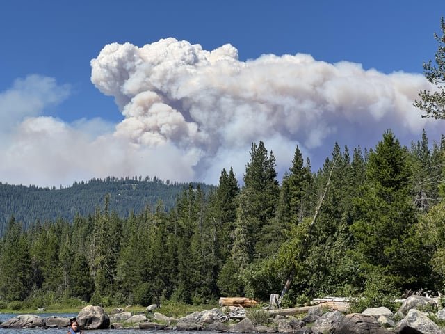 Little Giant Fire from Lake Wenatchee