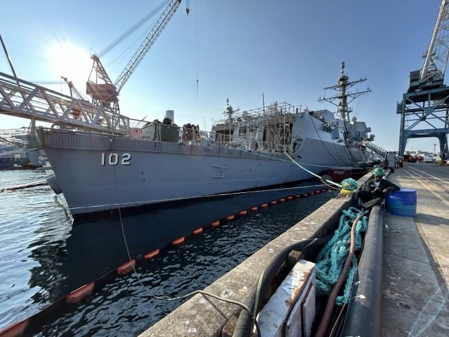 Navy ship at Vigor on Harbor Island spills thousands of gallons of diesel into Elliott Bay
