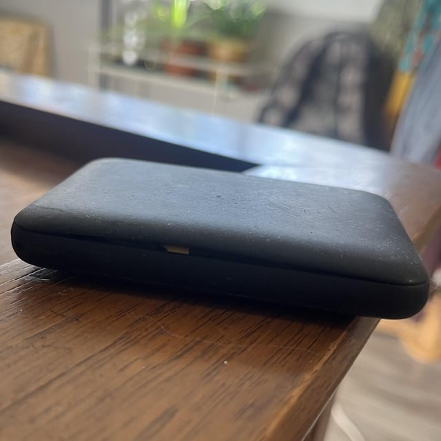 How can I get rid of a puffy power bank?