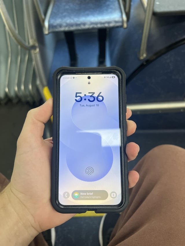 Did you lose your phone on the 70 bus?