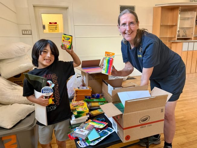GIVING: West Seattle Rotary’s Pencil Me In For Kids gets supplies to four local schools