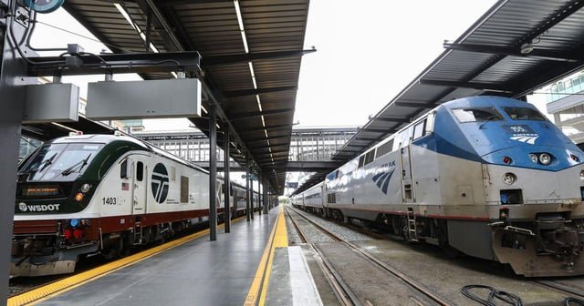 Amtrak suspends Seattle-Portland service indefinitely due to warehouse fire