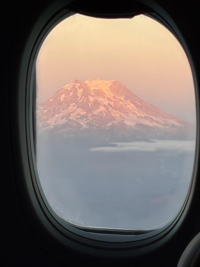 Beautiful view coming into SeaTac last night