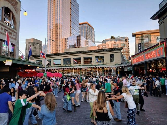 Pike Place Pedestrian Pilot Poised to Scale Back for Winter