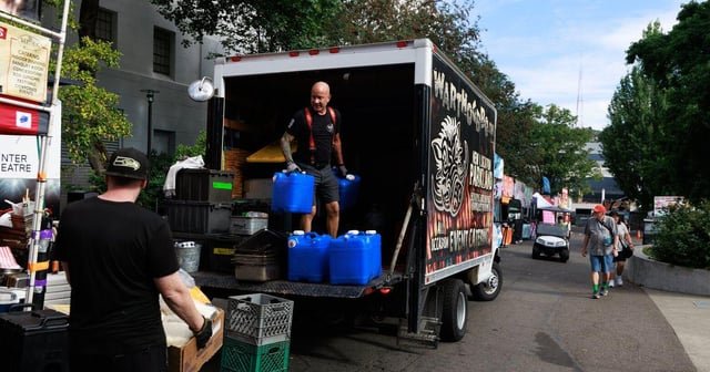 Amazon will give $350,000 to WA vendors impacted by Seattle Center shooting