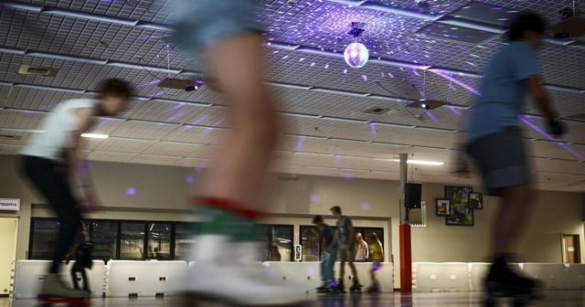 New roller rink brings the ‘business of happiness’ to an Issaquah drug store