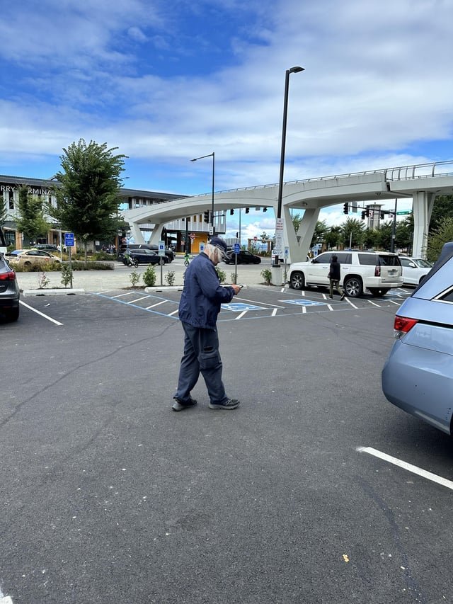 Diamond parking scam- Alaska Way (across from ferry terminal)