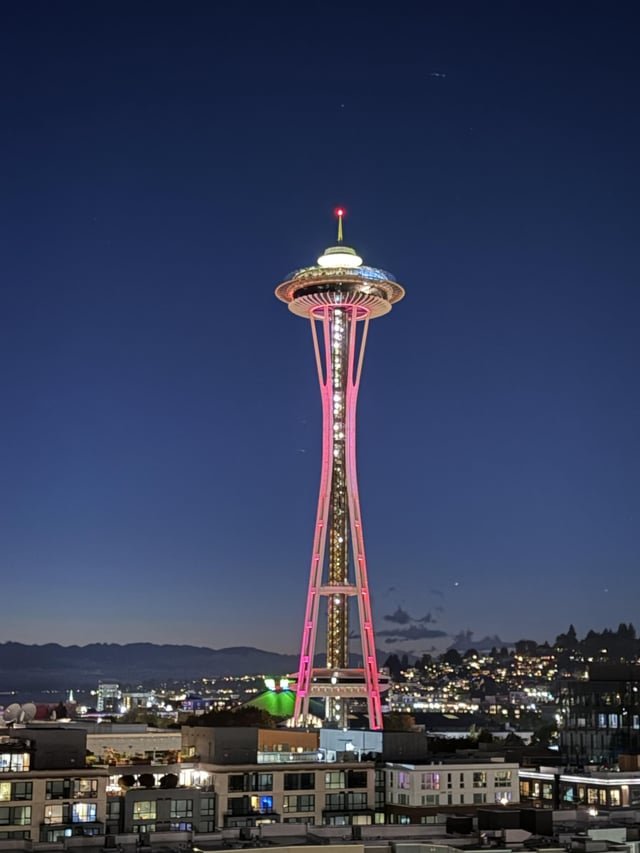 Anybody know what the Space Needle is pink tonight?