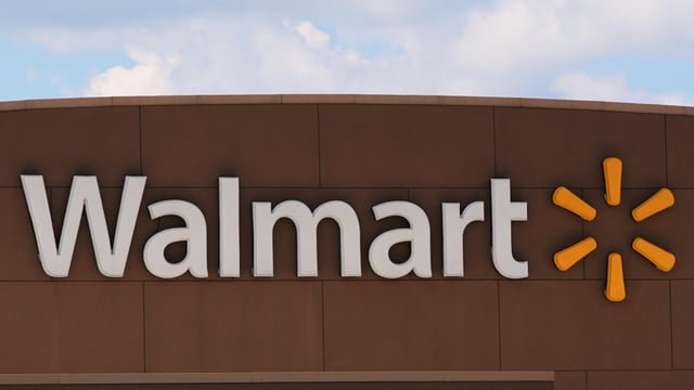 Walmart settlement returns nearly $120,000 to app-based Seattle workers