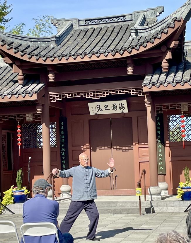 WEEKEND SCENE: Mid-Autumn Festival at Seattle Chinese Garden
