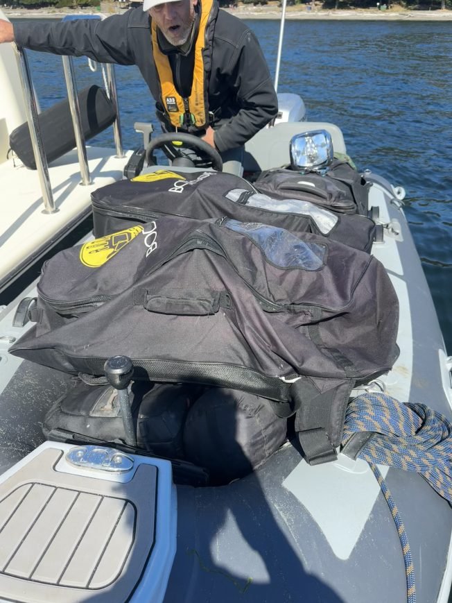 WEST SEATTLE CRIME WATCH: Knife-wielding boat prowler chased from Fauntleroy Cove
