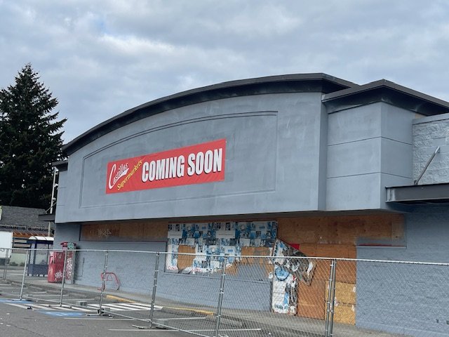 BIZNOTE: About the banner on ex-Bartell building in White Center