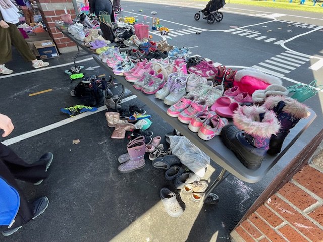 HAPPENING NOW: Still time to shop Highland Park Elementary PTA’s Give-and-Take ‘Sale’