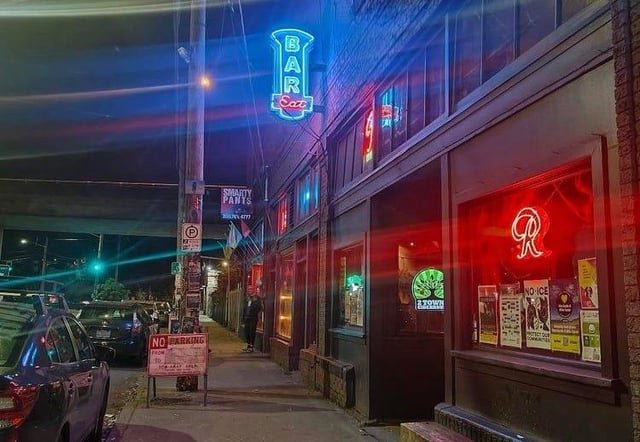 Seattle police kneeled on man who died last week, witness said