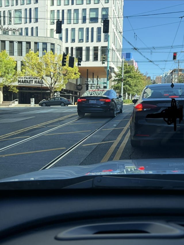 TIL the two sets of double yellow lines with yellow lines in between