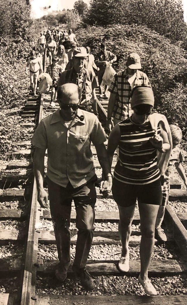 55 years ago, Seattleites organized a ‘hike-in’ to support building the Burke-Gilman Trail + Party Saturday invites all to celebrate