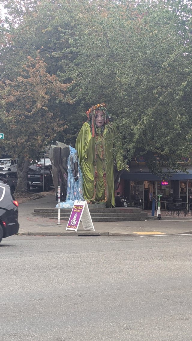 Lenin statue at Fremont