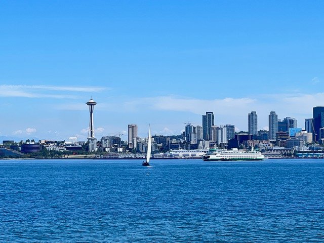 BIZNOTE: Free workout with a view Sunday
