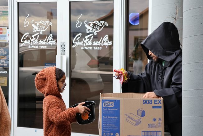 HALLO-WEEKEND #1: Saturday’s trick-or-treat events in West Seattle