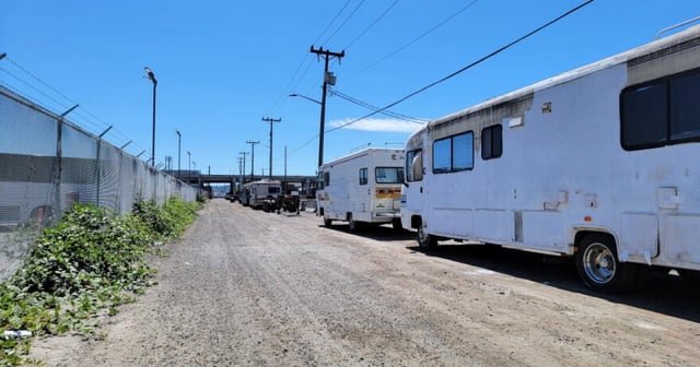 Seattle City Council restricts overnight RV parking, adds shelter space