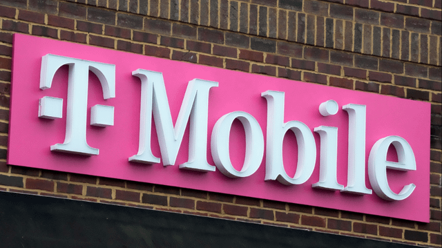 Bellevue pub on T-Mobile campus shutting down, 83 employees impacted