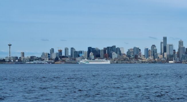 Seattle’s 2026 cruise-ship season scheduled to end today
