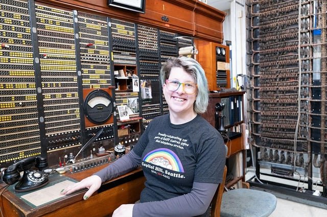 At a Georgetown Museum, Young Volunteers Answer the Call to Preserve Phone History