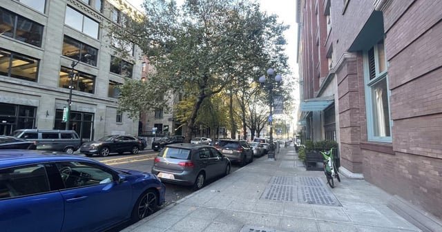 Woman leaps from car of fake Uber driver after pickup in Pioneer Square